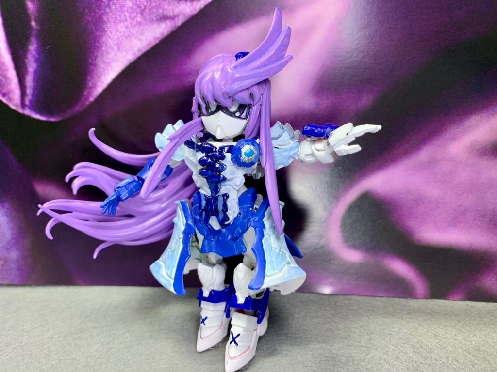 『月光に冴える一輪の花、キュアムーーーンライト!』ベースは孫尚香ストライクルージュ。撃流破頑駄無のパーツを胴体に持ってきたり、Aqours桜内梨子の胸像プラモとか色々盛り込みました。他3人より高身長なので膝パーツを追加したり一番苦労した子ですw