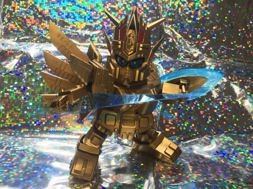 剣は透明プラ板を切り出してクリア刀身に。