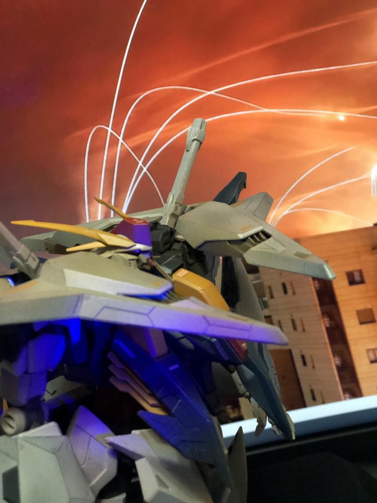 アイアンドームの写メの前で撮ってみました。