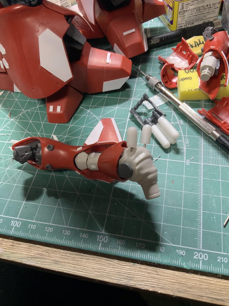 肘関節全部削った