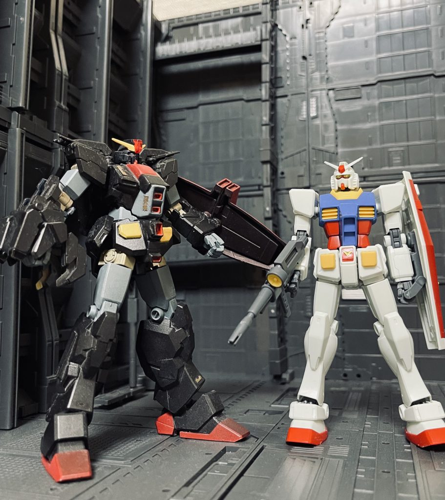 HGガンダムとこれぞ黒いガンダムよそう言えばZの没デザインがサイコガンダムに流用されていると説明書に書いてあった様な…?今は動けないガンダムはサイコガンダムを指していた…?