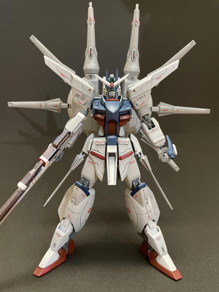 正面キット本体はHGCEデスティニーをベースにしました