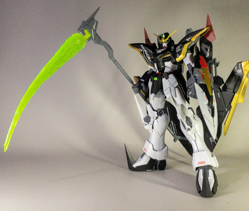 立ちポーズ斜め前