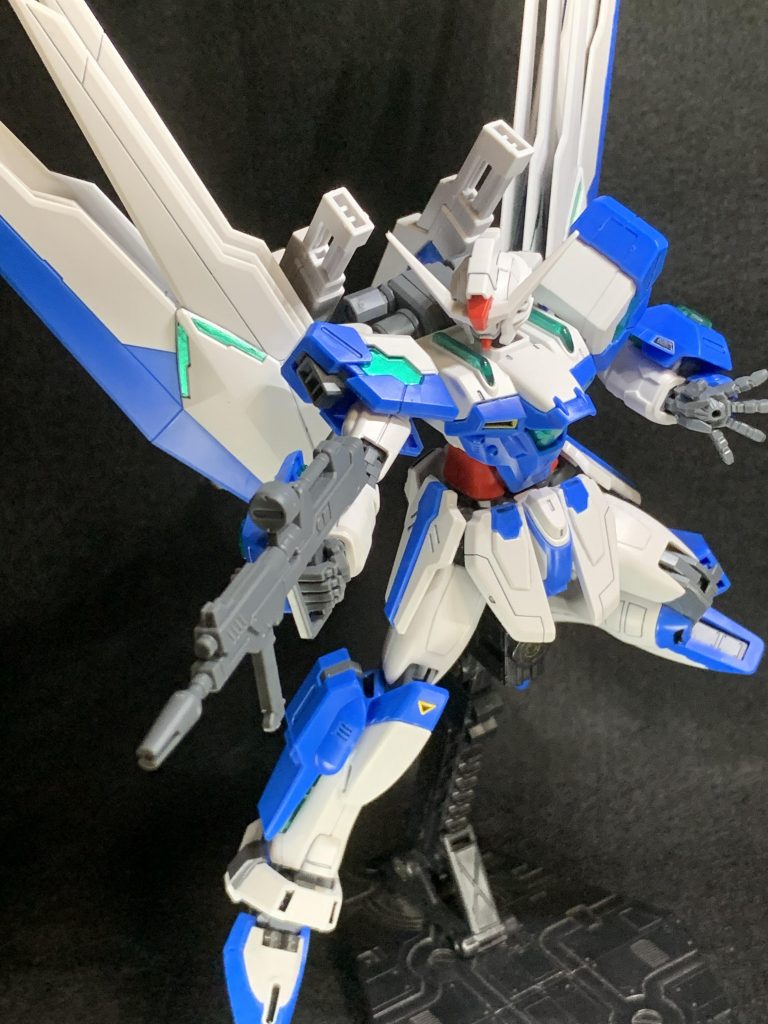 ガンダムヘリオス–2枚目/制作者：ぼんぼやG(げ〜)