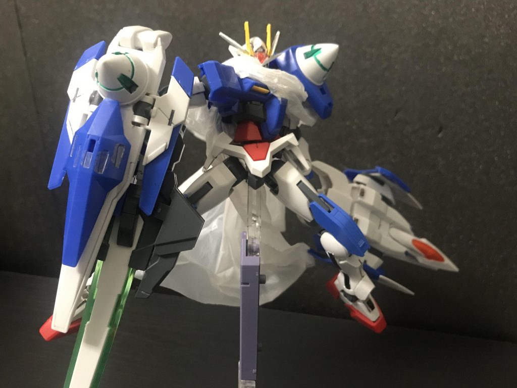 ﾃﾞﾝ！顔にマントが被ってるのでダサい