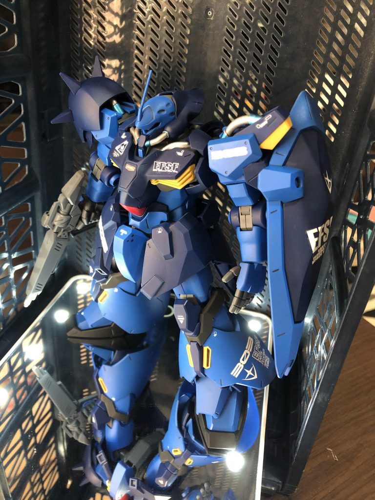 メッサーF02型 ロンドベル隊試験運用機 レズン.シュナイダー搭乗機–3枚目/制作者：真樹京介