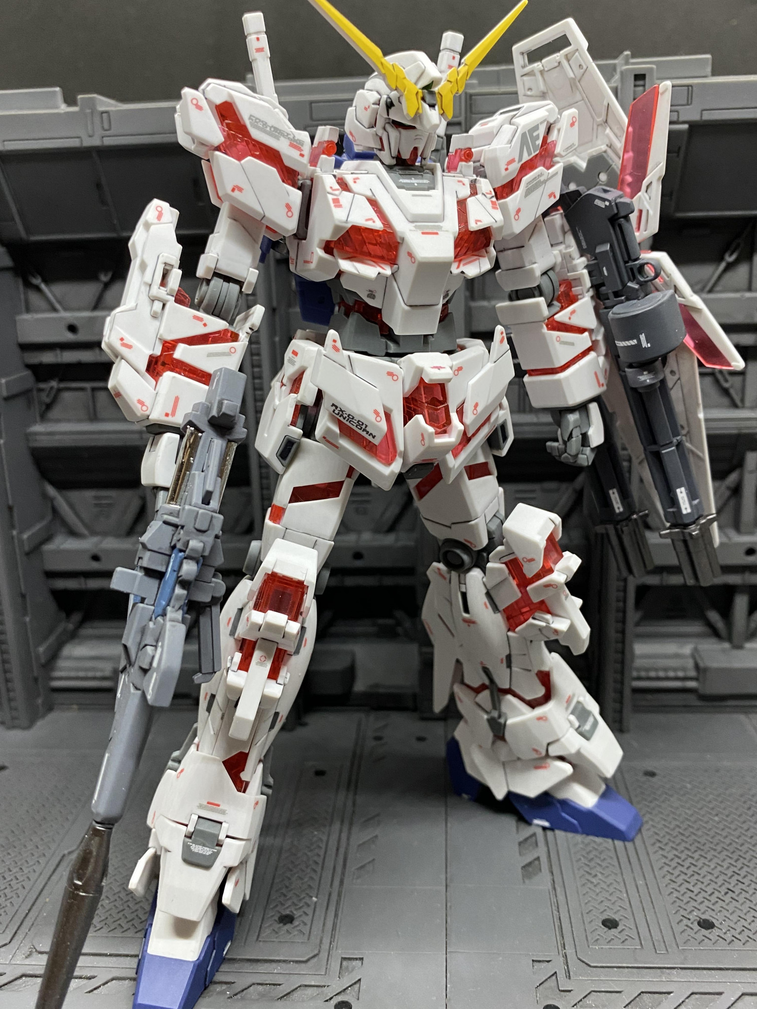 Hguc No 100 Rx 0 ユニコーンガンダム デストロイモード ウサ男さんのガンプラ作品 Gunsta ガンスタ