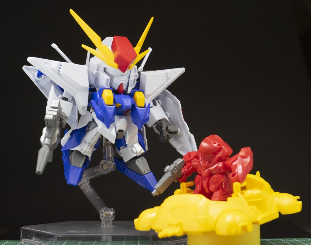 SDクスイーガンダム–3枚目/制作者：@MasayaTakeuchi