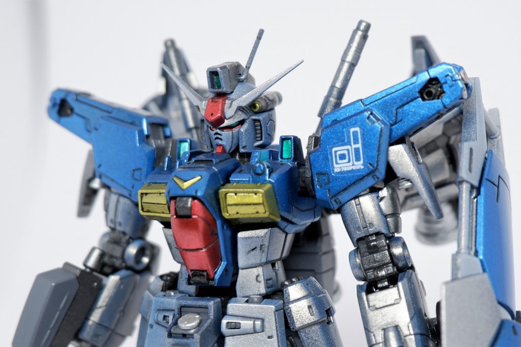 RGのフルバーニアンは顔がかっこよくて買いました。足は今作るなら延長したい。