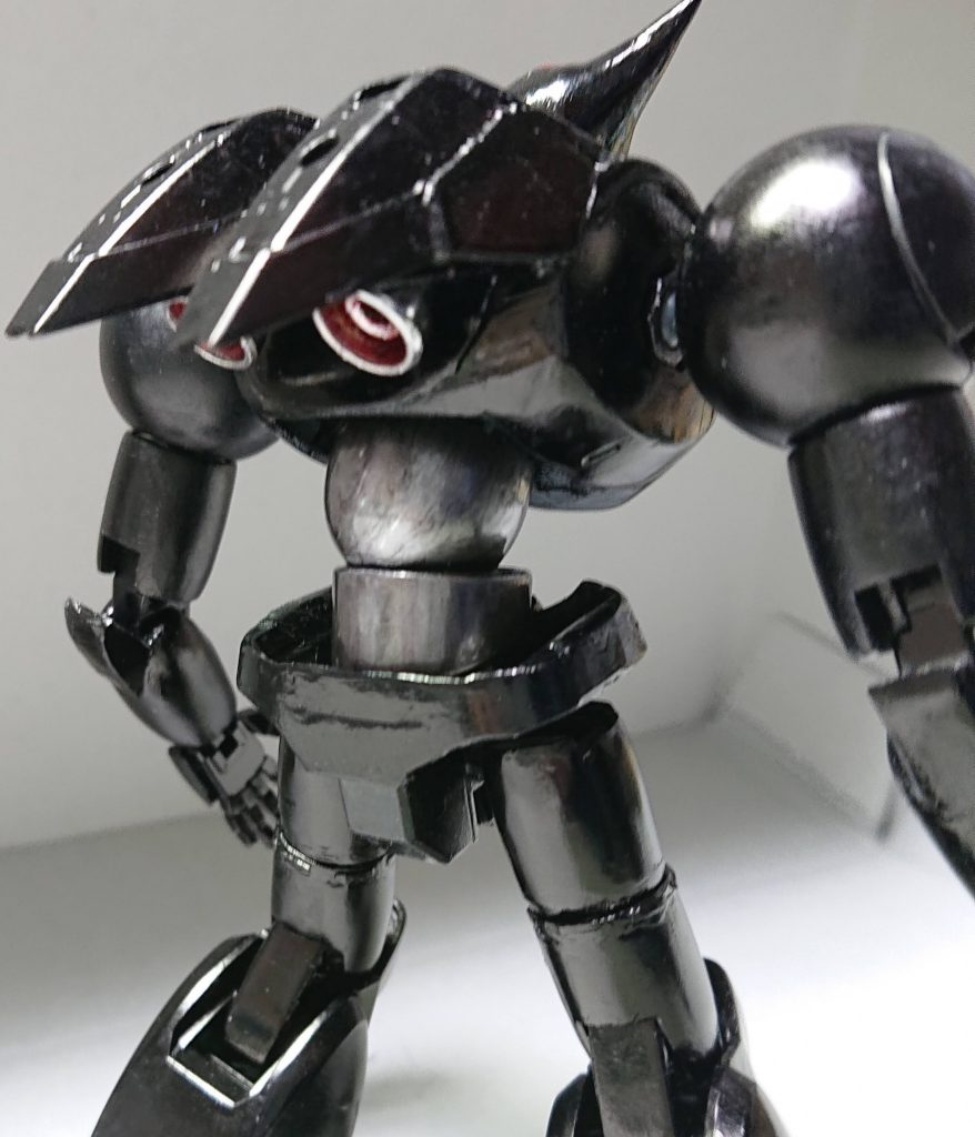 改修箇所(裏)背面、、、以前の物を排除し、30mmのパーツとグフR35の脚のブースターを使用塗料ブースター部はガンダムマーカーEXメッキシルバーを使用。