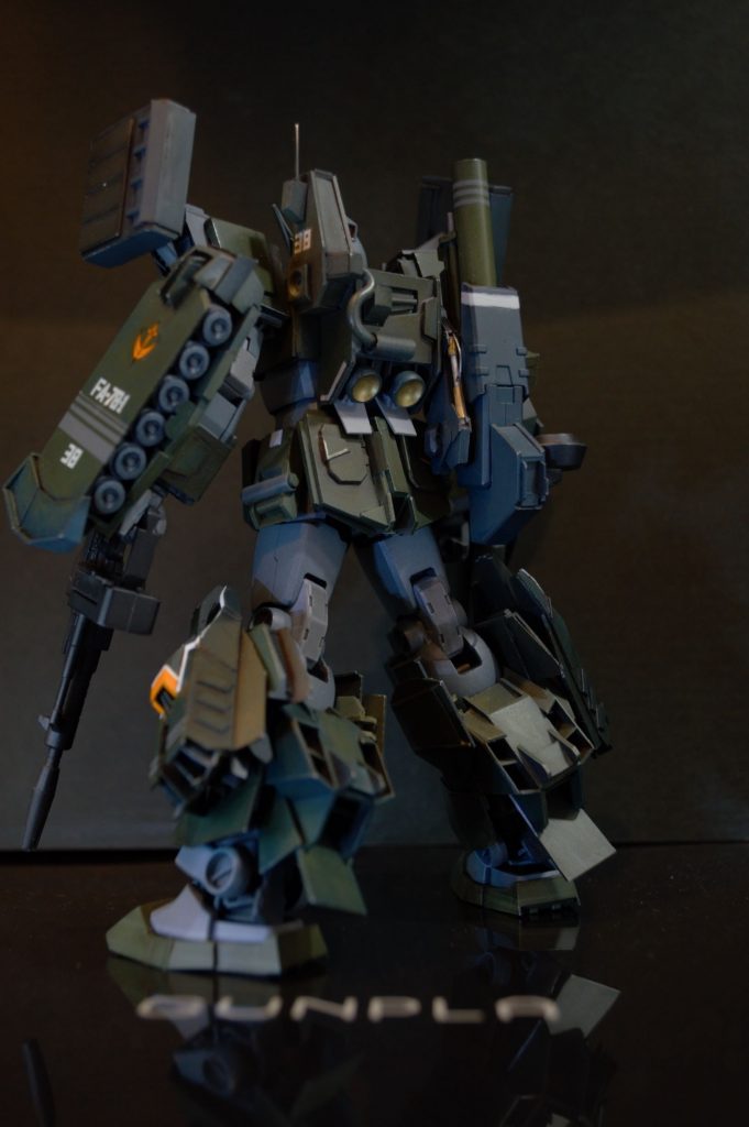 推力が欲しいと思ったので、ふくらはぎにブースターポッドを設置しました