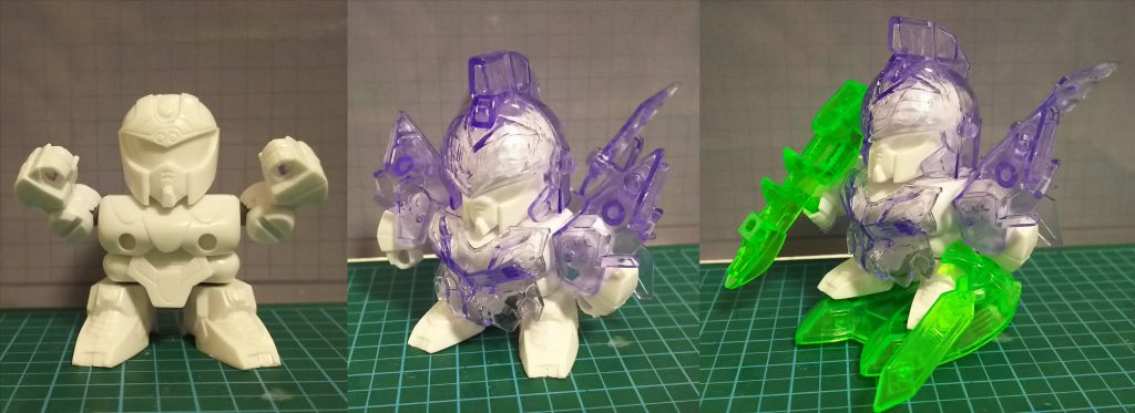 素材部品の仮組段階。先述の通り白の本体、紫の装甲、緑の武器を選定しました。