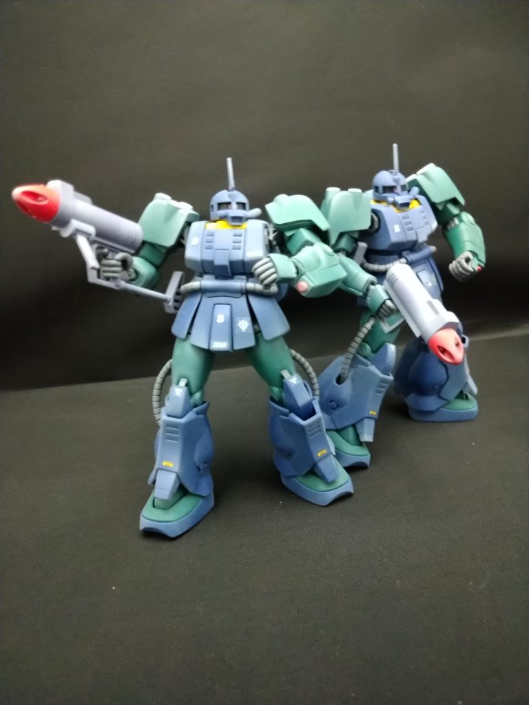 アクションポーズ