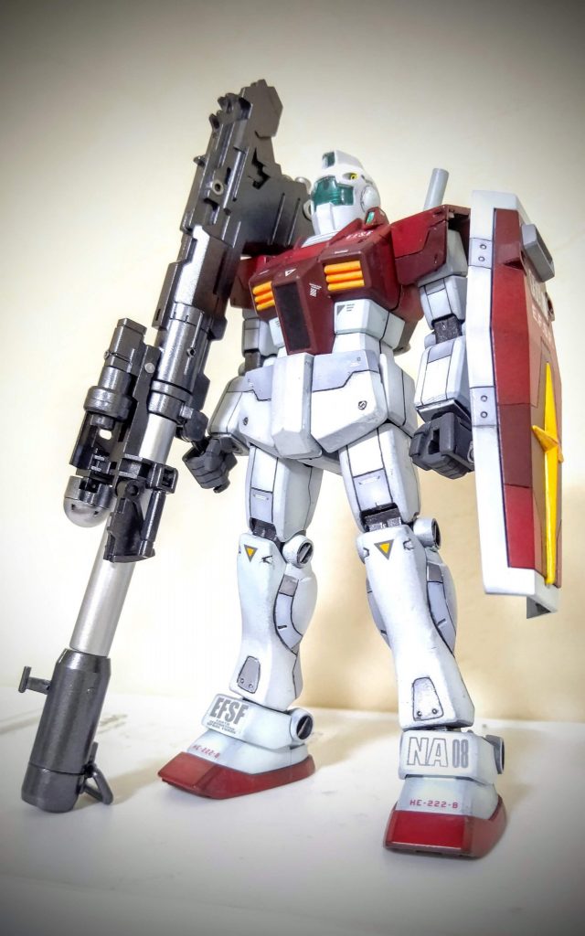 ベースのジムの小改造の状態。配色はこの後の追加装備を考慮して少し変更してます。モールド追加しましたがまたまだヘタクソなので練習します。