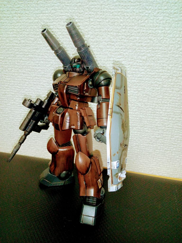 ビームライフルショート化、RGガンダムシールドを持たせてます。