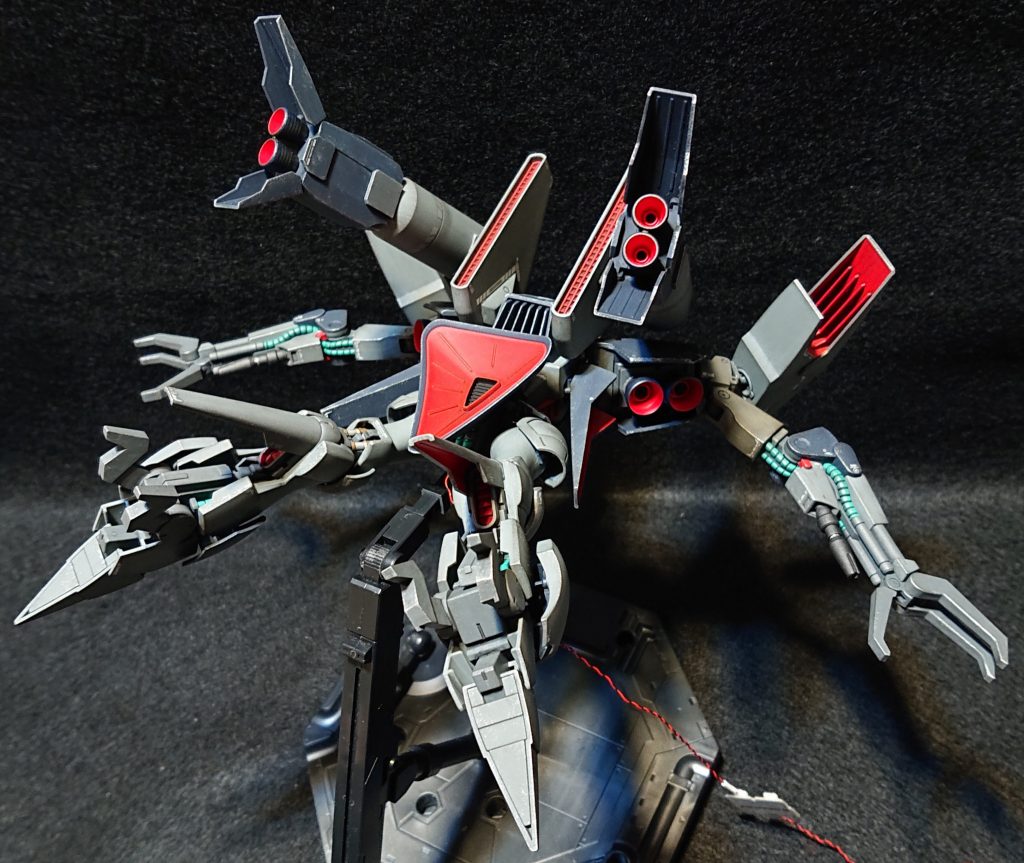 HG 1/144 バイアランカスタム2号機バンデシネ版&1号機(部分塗装、電飾、ウェザリング)–4枚目/制作者:Chohnan