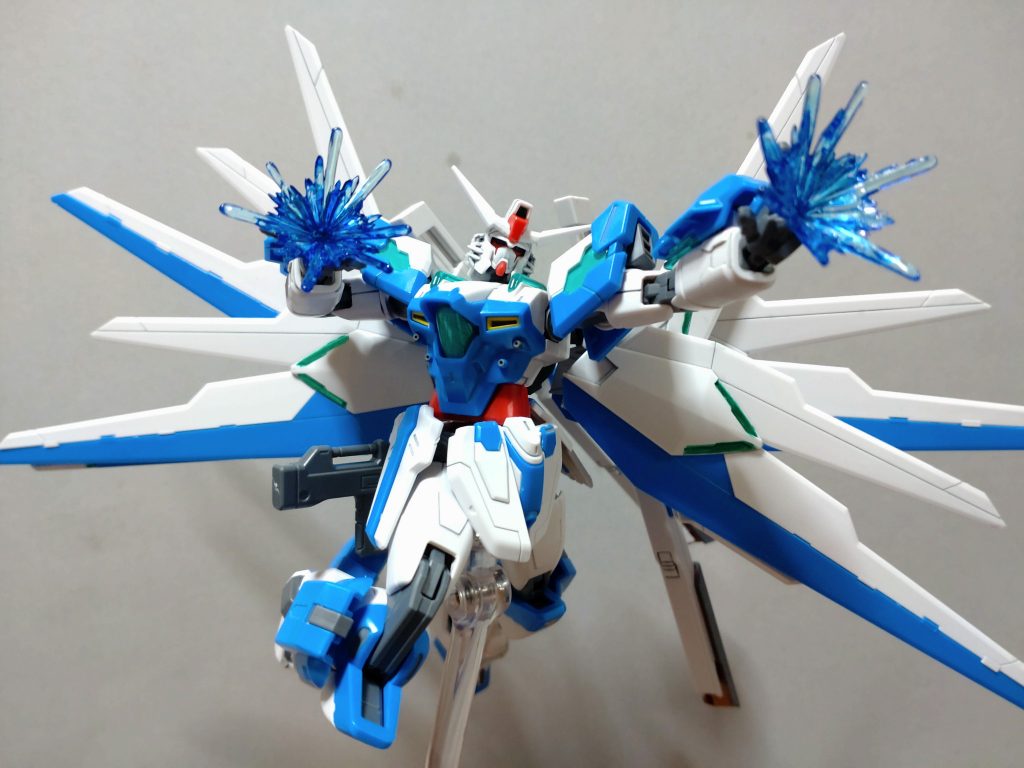 両手パルマでポージングするのたのしい