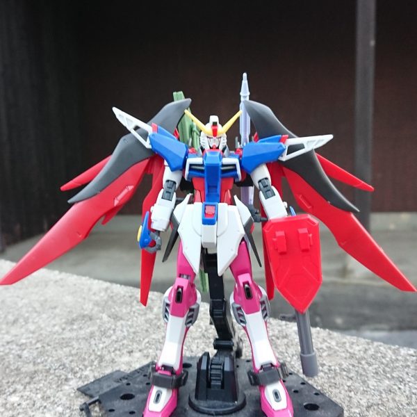 ∞ディスティニーガンダム