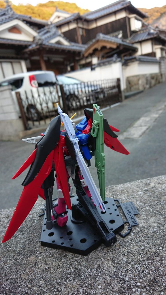 ∞ディスティニーガンダム–2枚目/制作者：友情ピエール