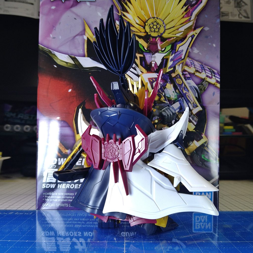 バックショット。この他に天覇曹操ウイングガンダムも使用。