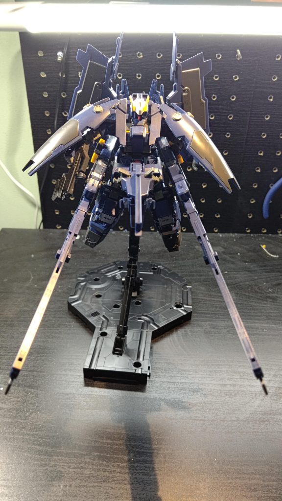 なんちゃってフルアーマー！いぜんに作ったヘイズルのシールドを使いました❗️