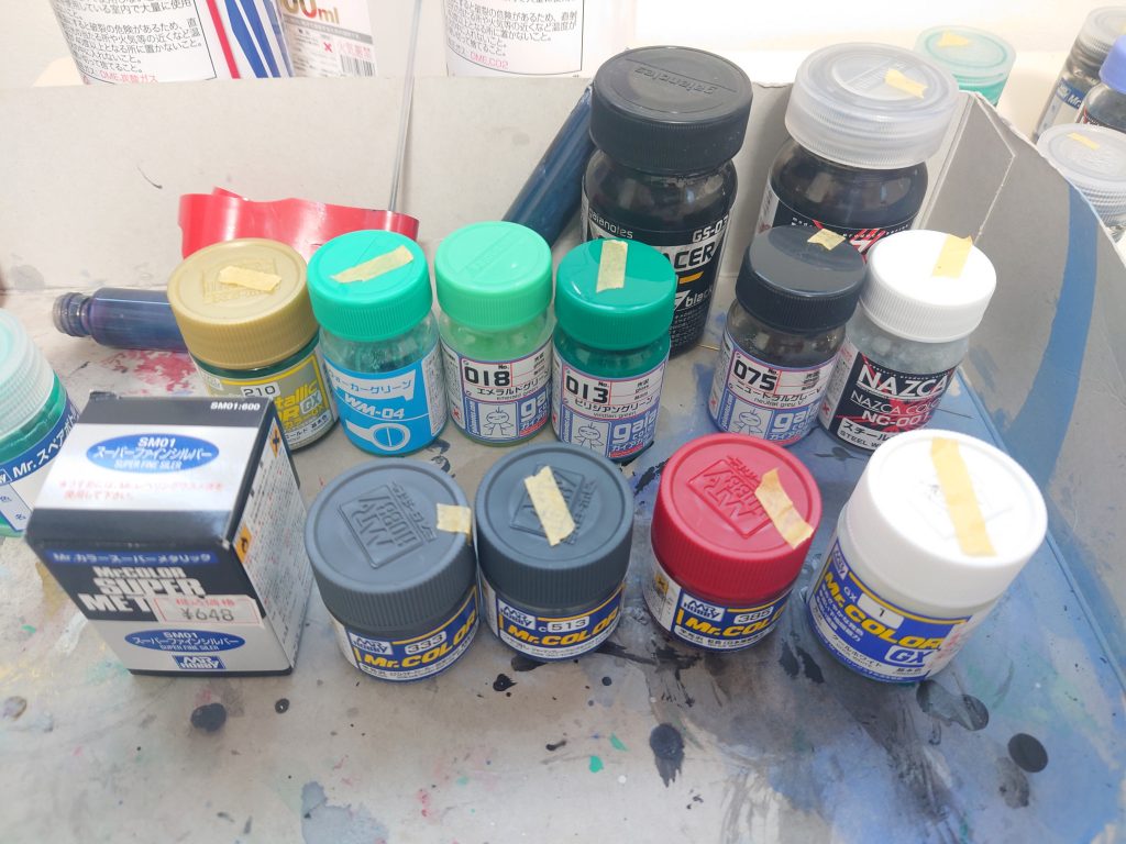 使った塗料はこんな感じです