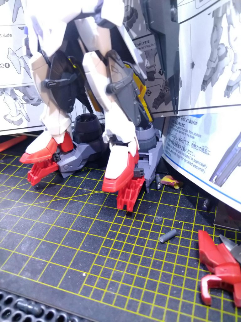 これを元にしてブラッシュアップした結果何とか形として纏まってくれました！ さてと、3度も連続して余りパーツのみで機体を作ってきましたが、そろそろ余りパーツもなくなってきたので、余りパーツのみ作成はしばらくお休みです。 最後まで観覧いただきありがとうございました！