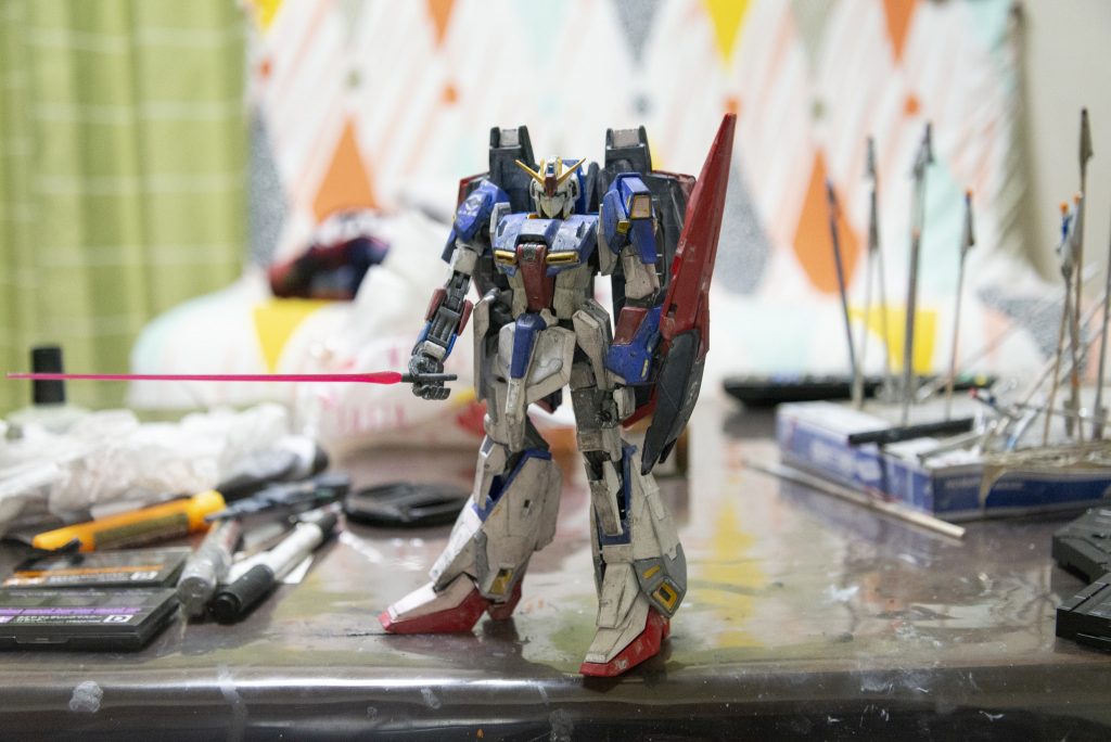 最後はビームサーベルで