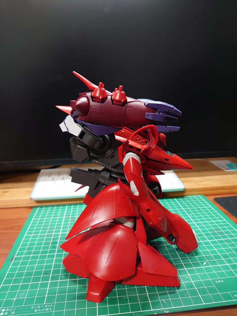 とりあえず強襲ユニットを乗っけたところです。流用キットがばれますね・・・