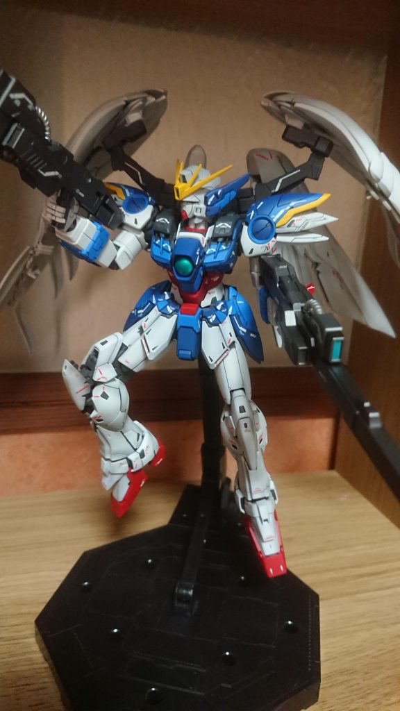 ウイングガンダムEW–2枚目/制作者：@kahi0430