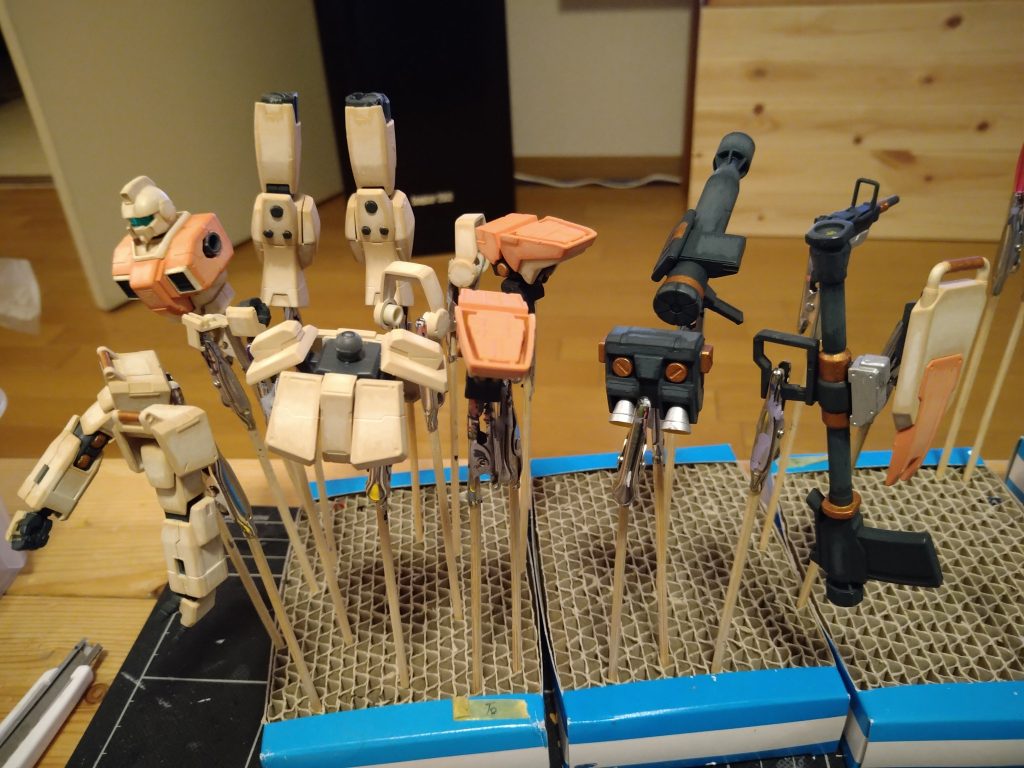 少しずつ明るい色をグラデーションかけていきます。