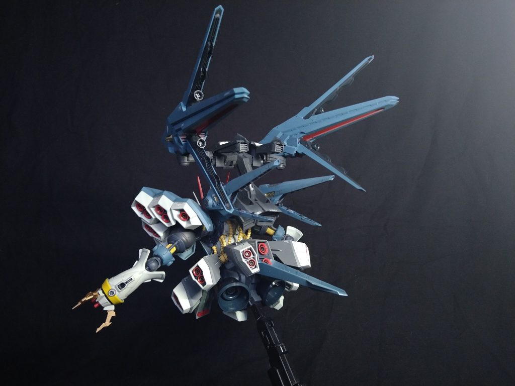 全力展開背面ノズルを稼働させ、様々な角度に対応可能