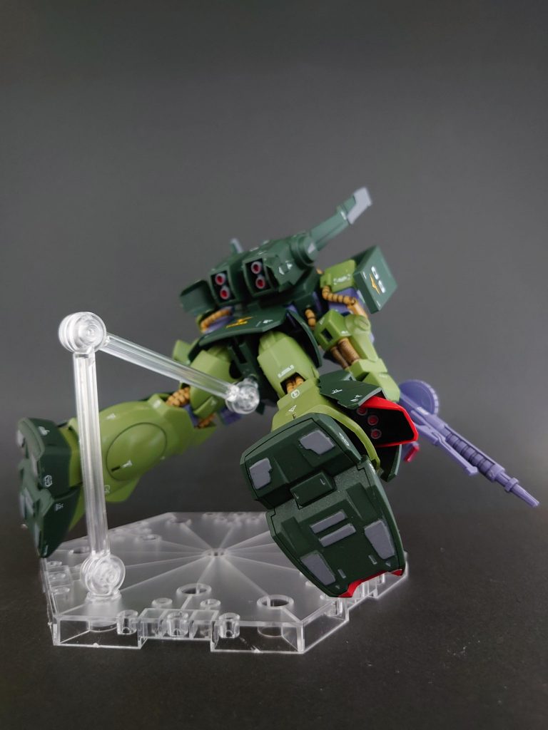 高機動型ザク大好きマンとしては、バーニア多めなのはポイント高いです👍