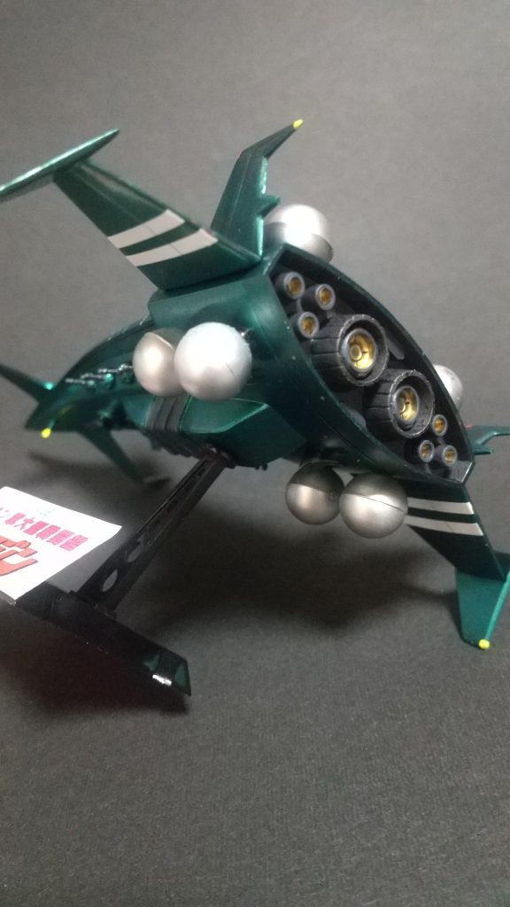 バーニア部分はビルダーパーツのサイトレンズを入れて情報量アップ