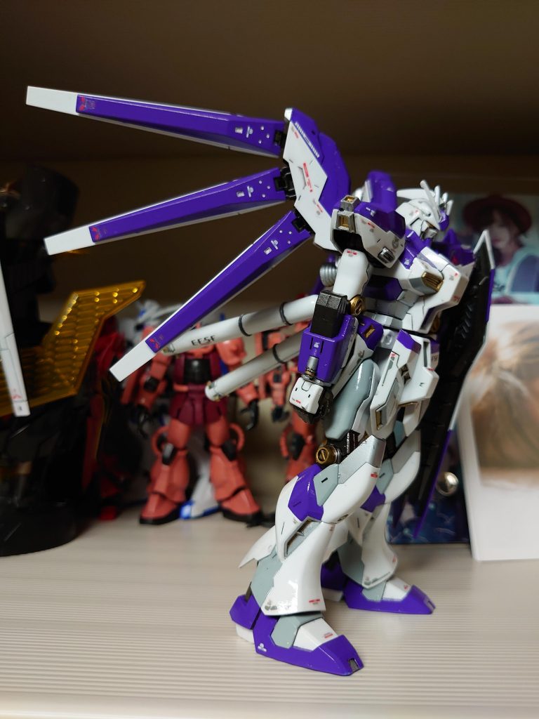 ガンプラ初塗装😅HGHi-νガンダム（汗）–2枚目/制作者：3103
