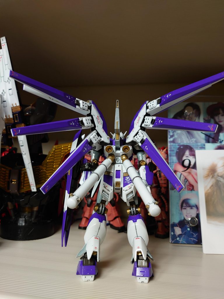 ガンプラ初塗装😅HGHi-νガンダム（汗）｜3103さんのガンプラ作品