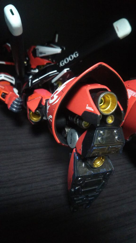 フレア内部はこんな感じになっています。足裏の塗装が粗くてはずかし💦