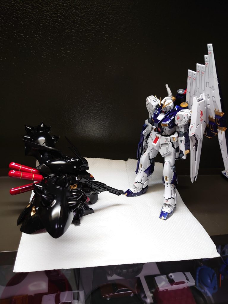 Hi-νガンダム作らなきゃ😓⤴️