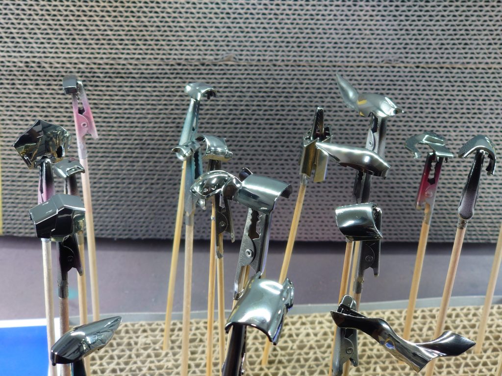 ボーンミラー塗装中もっと……もっとギラつくはずなんや……俺が上手く塗装出来れば……