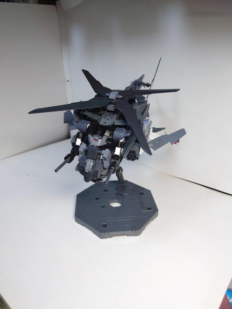 エグザビークル2種・シエルノヴァ・HGフリーダム・ビルドパーツで構成。メインローターが短いですが、それ以外は自分なりに納得の出来る纏まりになりました。