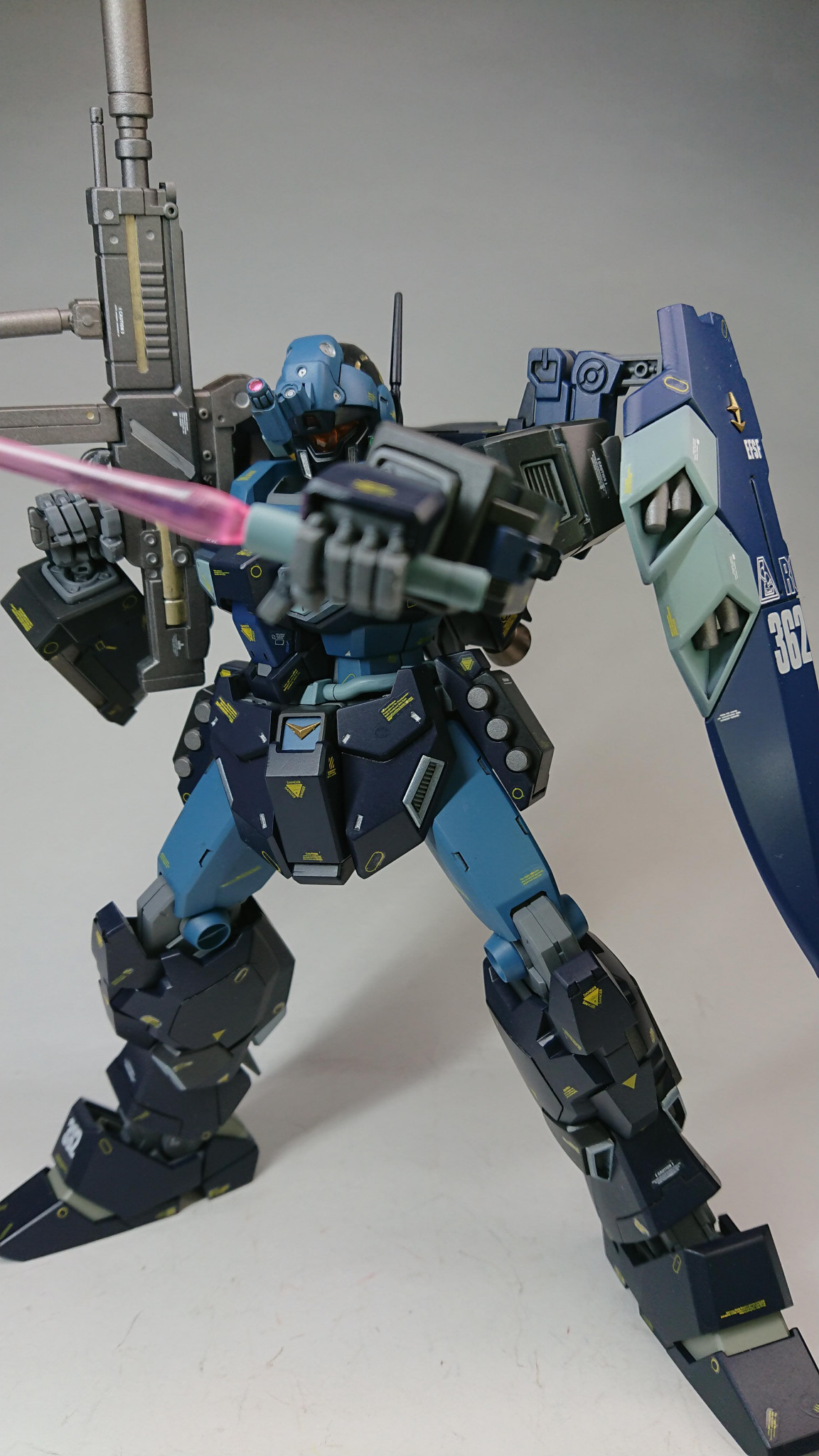 新価格版 ガンプラ MG 1/100 ジェスタ（シェザール隊仕様 B&C班装備