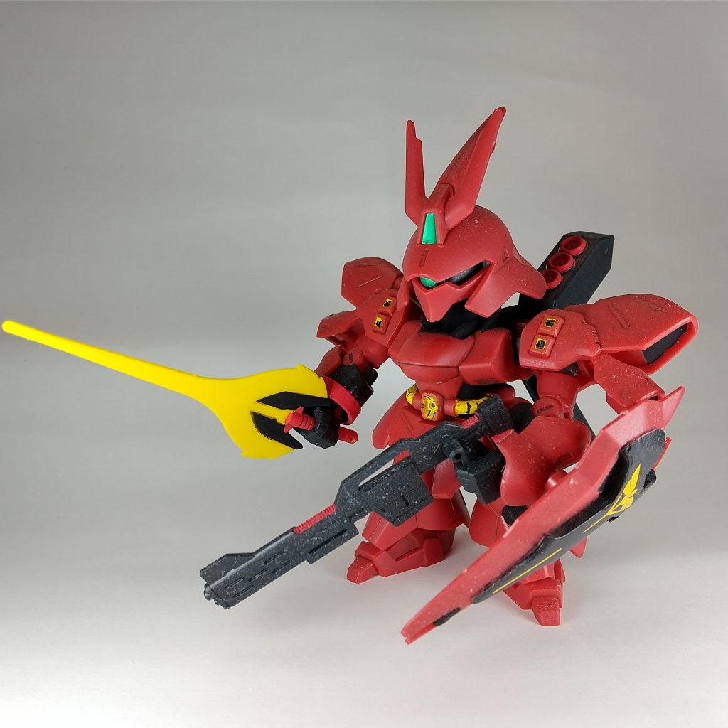 アクリルガッシュは塗膜が極端に弱いものの発色やプラへの塗料の食い付きに関してはとても良い印象。水性ホビーカラーでは、下地処理をしていないプラでは、塗料を弾いてしまいますが、アクリルガッシュはリターダーを使うことで、あまり弾いたりしませんでした。ただし、ベルベットのような艶消しな為、スミイレがとても難しい。