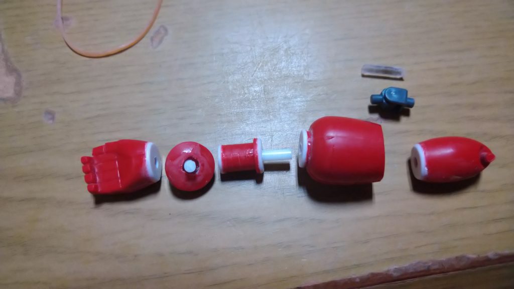 本格的な改造は初めてです…伸縮ギミックは差し替え式に変更関節は30MMのジョイントパーツを採用