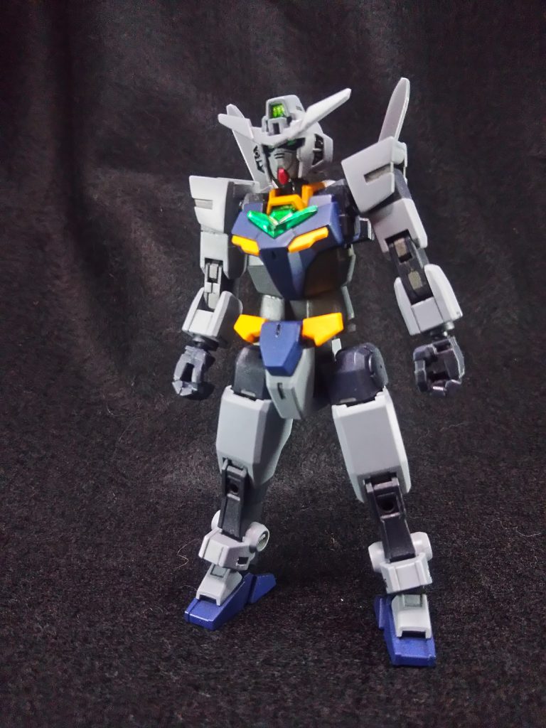 コアガンダムです。アレックスを参考にトーンを落として塗りました。