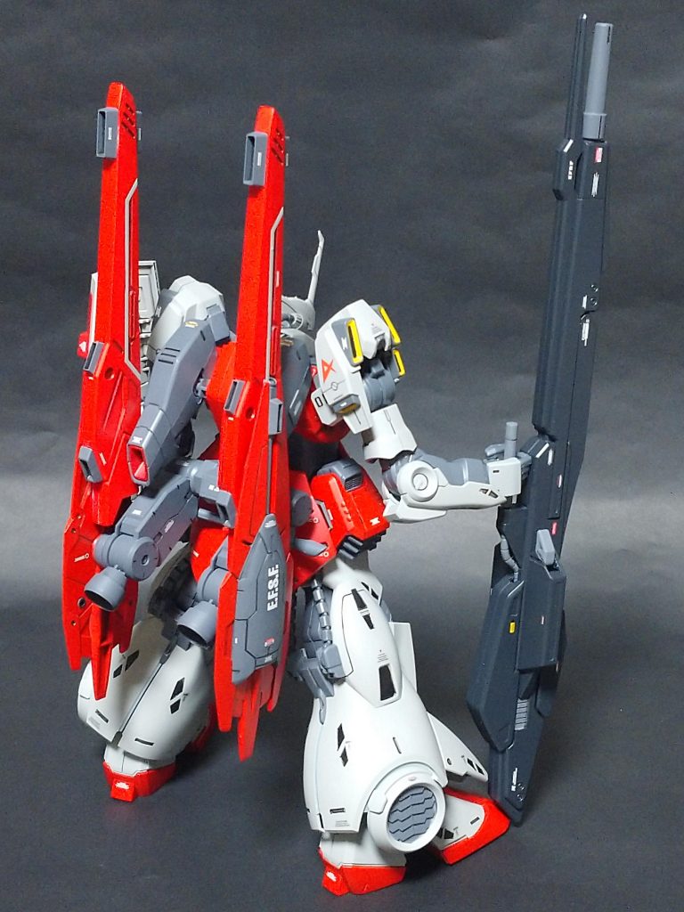 バインダーはスクラッチ出来ませんので…グレイズのブースターにフリーダムのパーツ組み合わせてデッチ上げました。