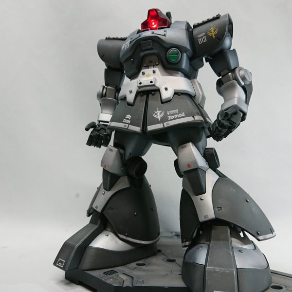 MGドム（ブラックドム）電飾付艶消メタリック塗装｜つしまさんのガンプラ作品｜GUNSTA（ガンスタ）