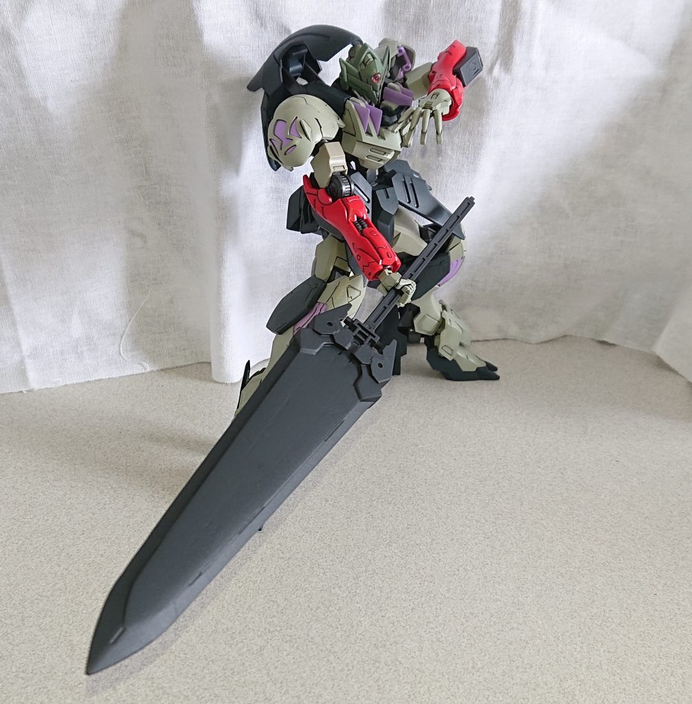 ガンダム トバルカイン–3枚目/制作者：@gattakotta