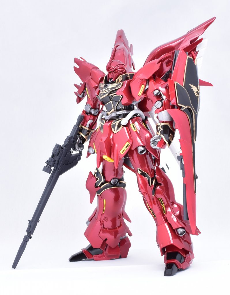 ゲート跡を消した以外はほぼそのまま塗装しています。ウレタンクリアーを初めて使うので、そのための実験台のようなものです。