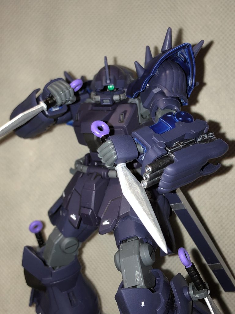 この構えが1番しっくりくる