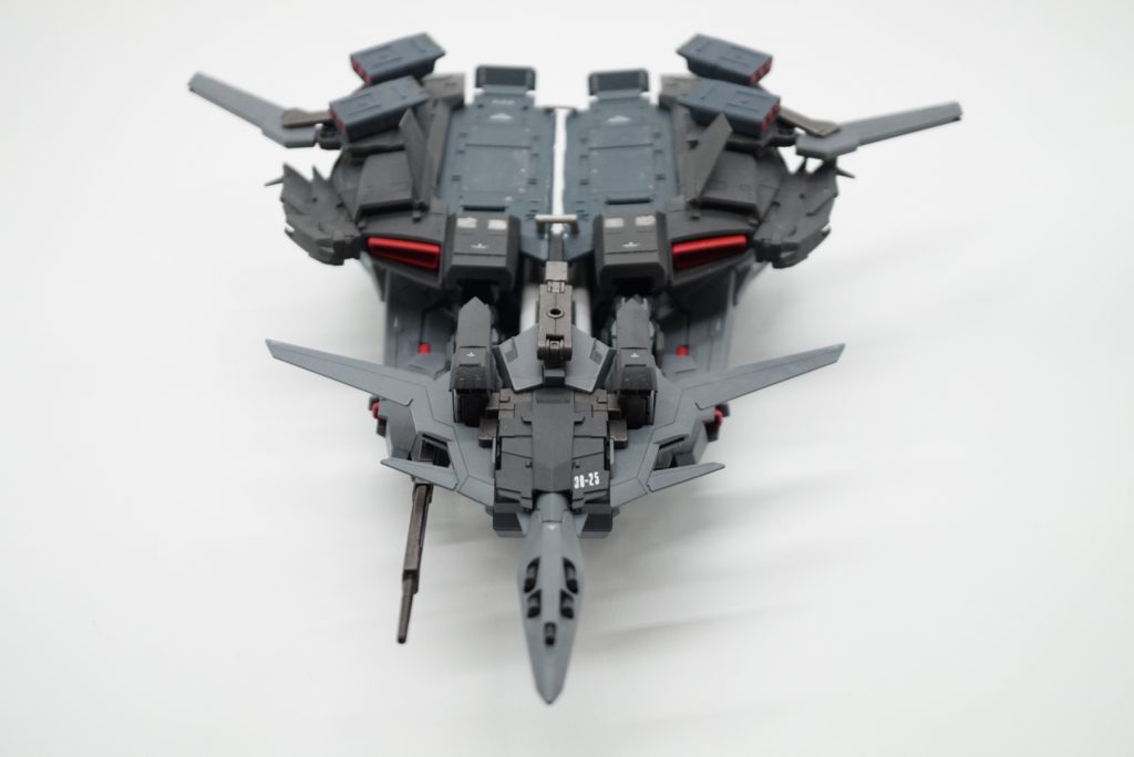 輸送モード。本編でブースター付けたデルタプラスがカッコよかったので、そこが出発点ですね。